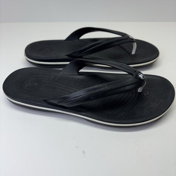 NWOT Crocs Crocband Flip Flops Mens 7 Women’s 9 SANDAL THONG SHOWER BEACH Black - Picture 1 of 9